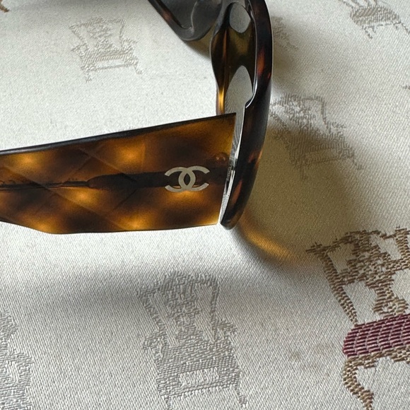 Chanel Square Sunglasses Tortoiseshell Acetate CC Logo - Picture 4 of 15